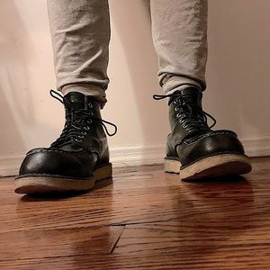 Red Wing Classic 6 Inch Moc Boots Black leather